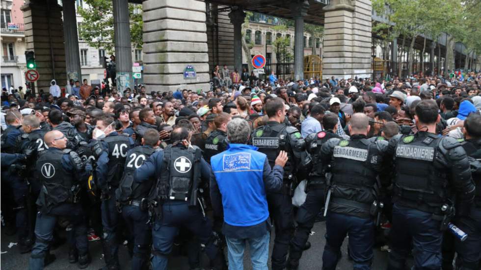 Nouvelle évacuation d’un campement de plus de 2 600 migrants à Paris