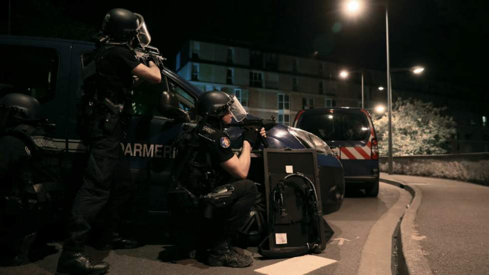 Mort d'Adama Traoré : quatrième nuit de violences dans le Val d’Oise, dix interpellations