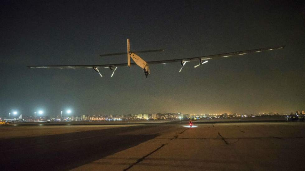 Solar Impulse boucle avec succès son tour du monde historique