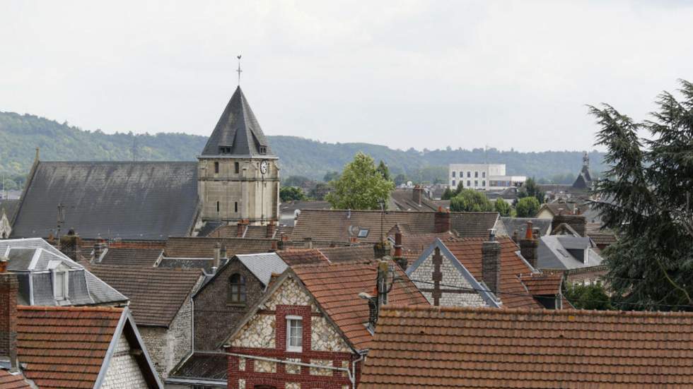 Attentat à Saint-Étienne-du-Rouvray : de l'impossibilité de sécuriser les sites chrétiens Attentat à Saint-Étienne-du-Rouvray : de l'impossibilité de sécuriser les sites chrétiens