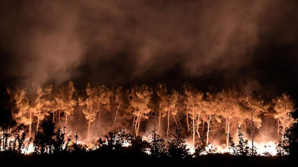 En images : l'incendie géant au nord de Marseille "perd de son intensité" En images : l'incendie géant au nord de Marseille "perd de son intensité"