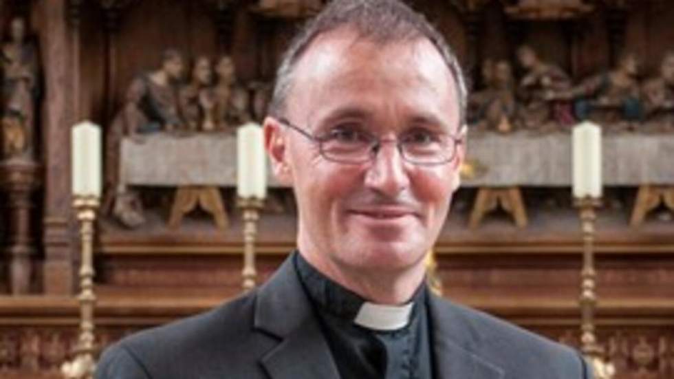 Pour la première fois, un évêque anglican révèle son homosexualité Pour la première fois, un évêque anglican révèle son homosexualité