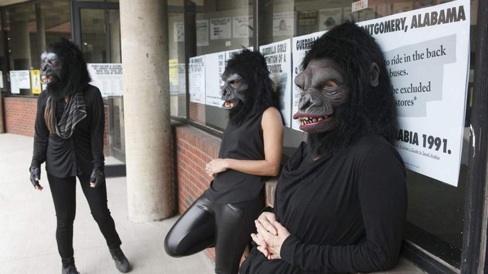 La Barbe et les Guerrilla Girls, un poil d’ironie dans le monde de l’art