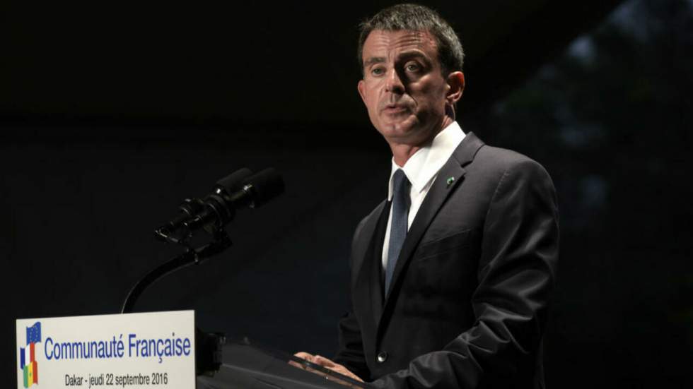 "Nos ancêtres les Gaulois" : à Dakar, Valls mouche Sarkozy "Nos ancêtres les Gaulois" : à Dakar, Valls mouche Sarkozy