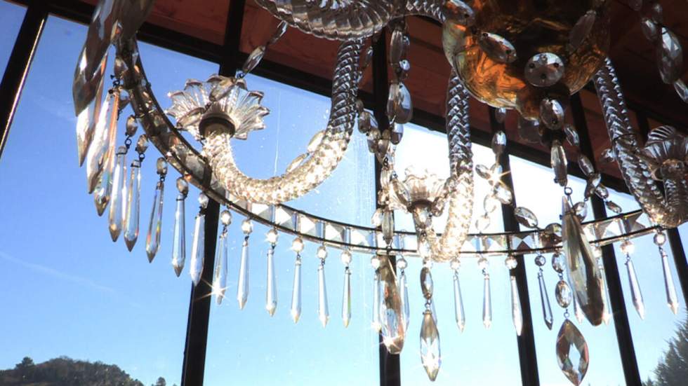 Le lustre, maître de la lumière Le lustre, maître de la lumière