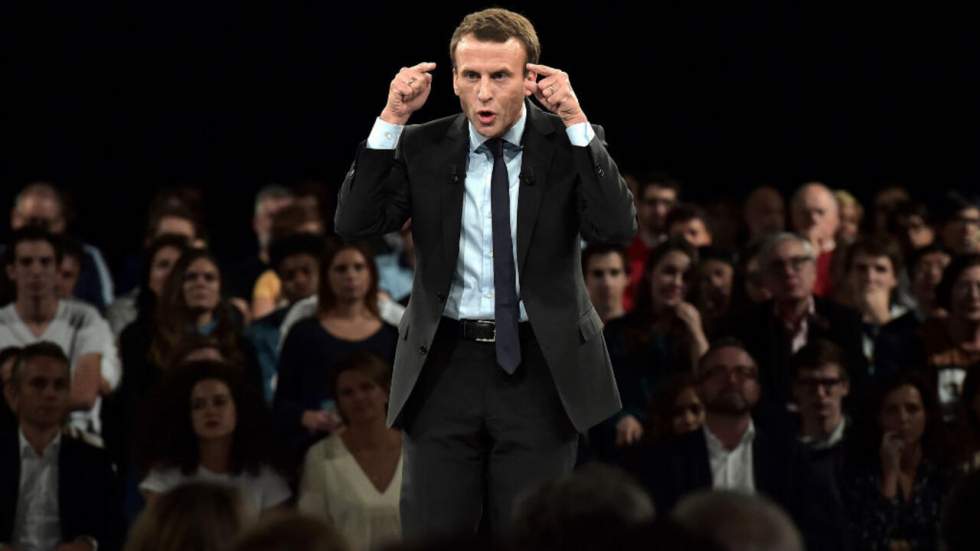 Macron esquisse les contours de sa VIe République