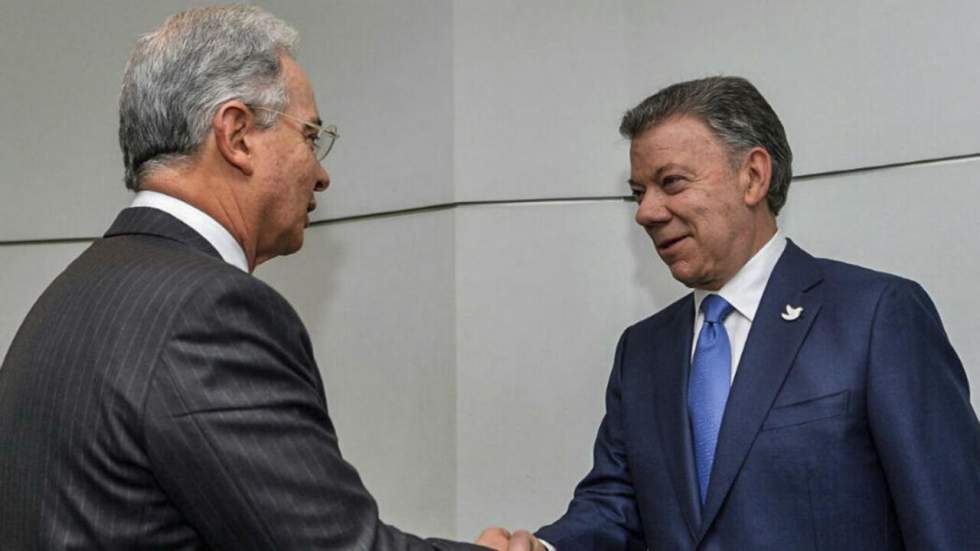 Colombie : Santos et Uribe tentent de sauver l'accord de paix avec les Farc