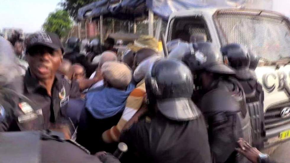 Réforme de la Constitution en Côte d'Ivoire : une manifestation de l'opposition dispersée