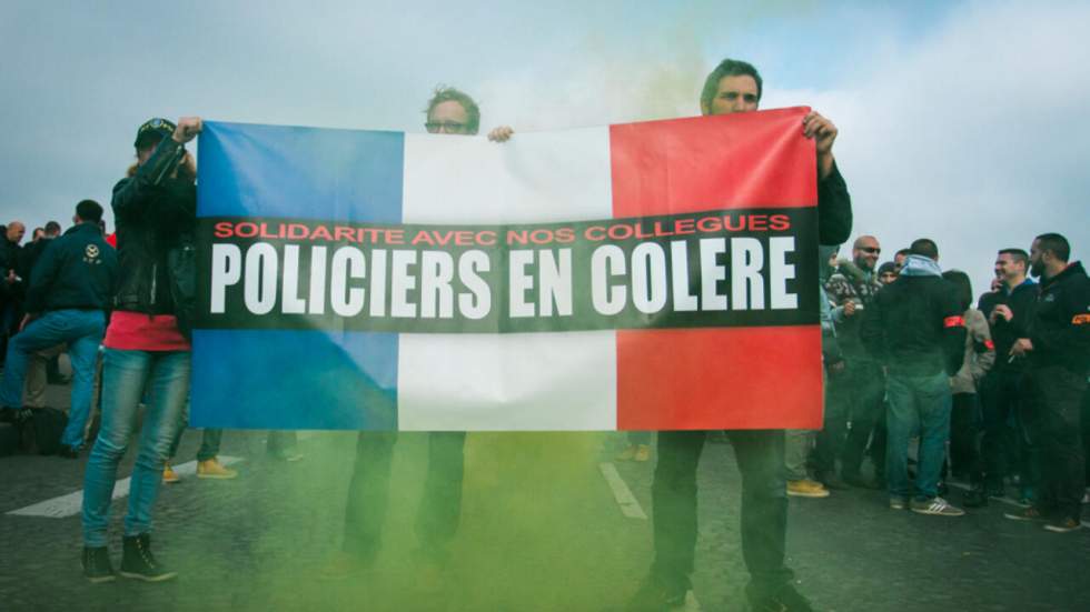 Colère policière : "Nous ne méritons pas d’être brûlés vifs dans nos voitures"