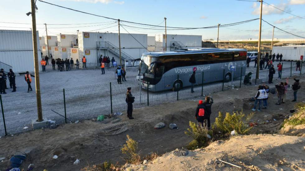 Calais : tous les mineurs ont quitté la "jungle" Calais : tous les mineurs ont quitté la "jungle"