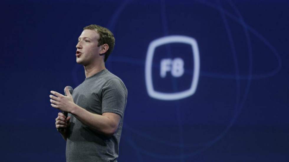 Pour Mark Zuckerberg, croire que Facebook a influencé l'élection américaine est complètement "fou" Pour Mark Zuckerberg, croire que Facebook a influencé l'élection américaine est complètement "fou"