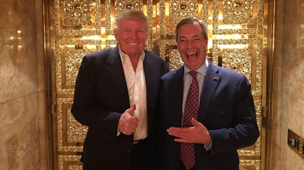 Donald Trump et Nigel Farage, ces hommes du peuple qui empruntent des ascenseurs en or Donald Trump et Nigel Farage, ces hommes du peuple qui empruntent des ascenseurs en or
