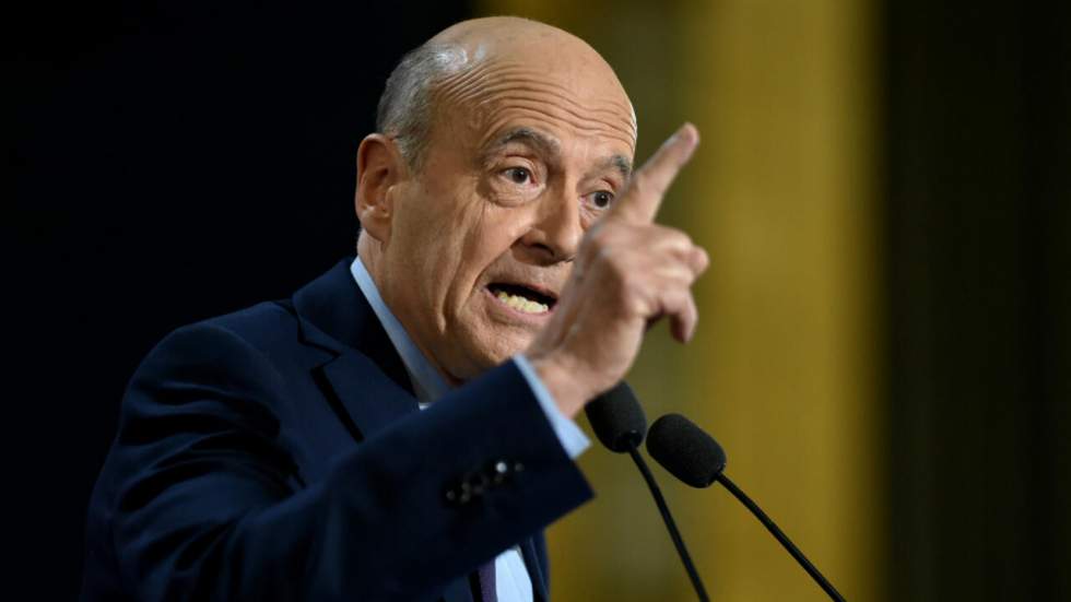 Avortement, soutiens d'extrême droite : Juppé multiplie les attaques contre Fillon Avortement, soutiens d'extrême droite : Juppé multiplie les attaques contre Fillon