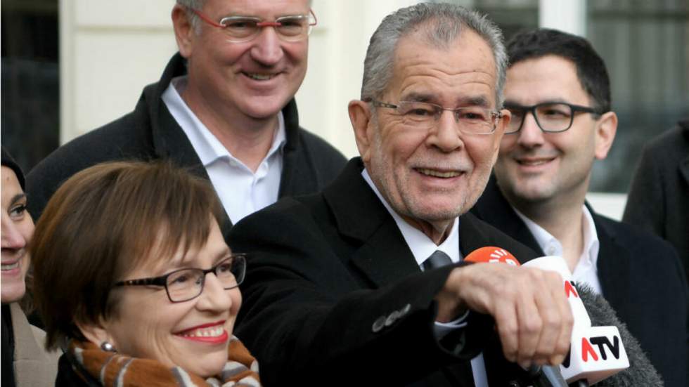 Présidentielle en Autriche : l'extrême droite reconnaît sa défaite face à l'écologiste Van der Bellen