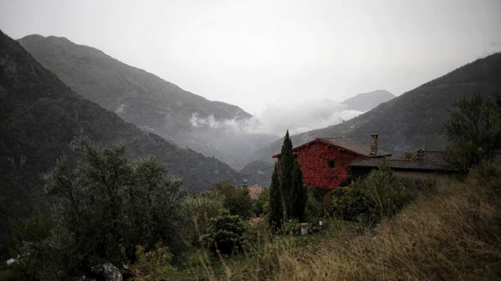 France : quatre militants interpellés pour avoir aidé des migrants dans la vallée de la Roya France : quatre militants interpellés pour avoir aidé des migrants dans la vallée de la Roya