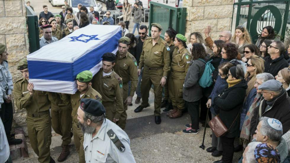 Israël enterre ses quatre soldats tués dans l'attaque au camion à Jérusalem Israël enterre ses quatre soldats tués dans l'attaque au camion à Jérusalem