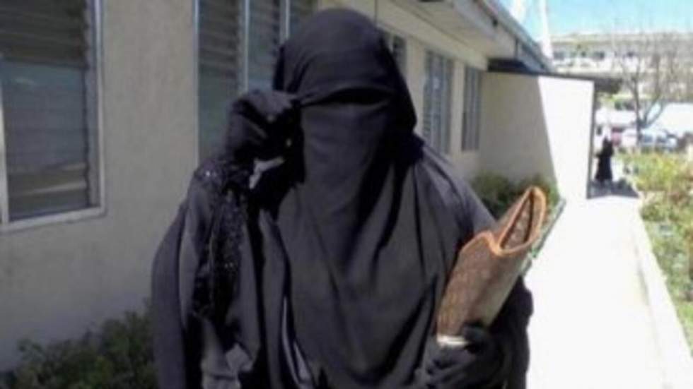 Vers une interdiction de la burqa au Maroc ? Ce que disent les médias locaux Vers une interdiction de la burqa au Maroc ? Ce que disent les médias locaux