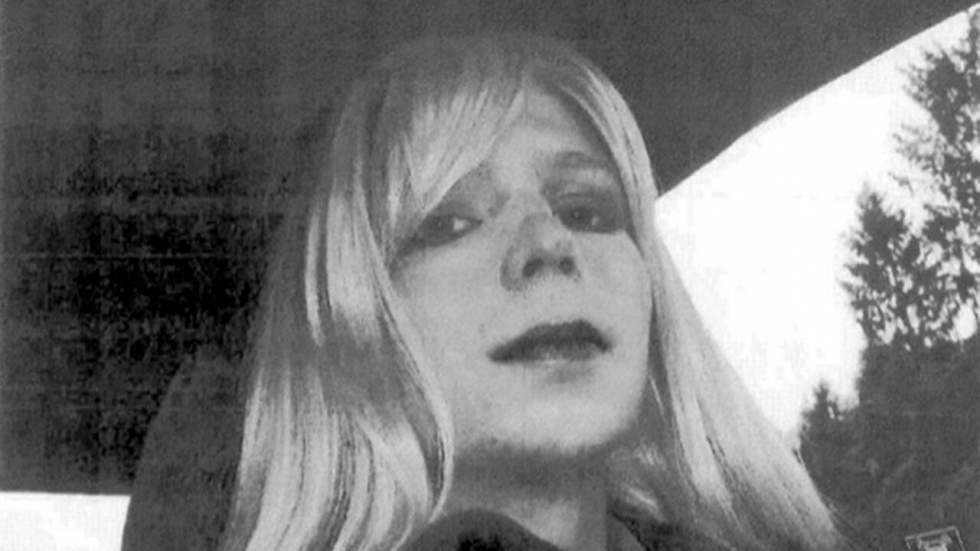 Barack Obama commue la peine de l'ex-taupe de WikiLeaks Chelsea Manning