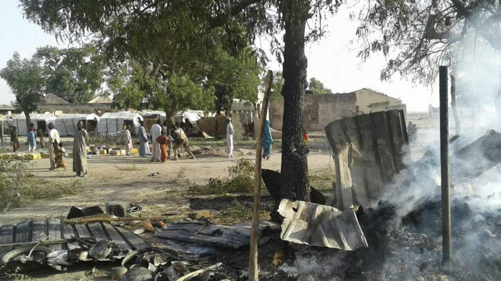 Soixante-dix morts dans un camp de déplacés, la "regrettable erreur" de l'armée nigériane