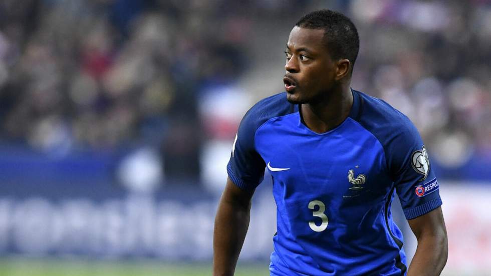 Transfert : le défenseur des Bleus Patrice Evra rejoint l'Olympique de Marseille