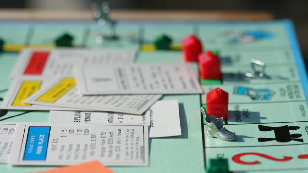 Les internautes ont viré le pion dé à coudre du Monopoly, comme le fer à repasser avant lui Les internautes ont viré le pion dé à coudre du Monopoly, comme le fer à repasser avant lui