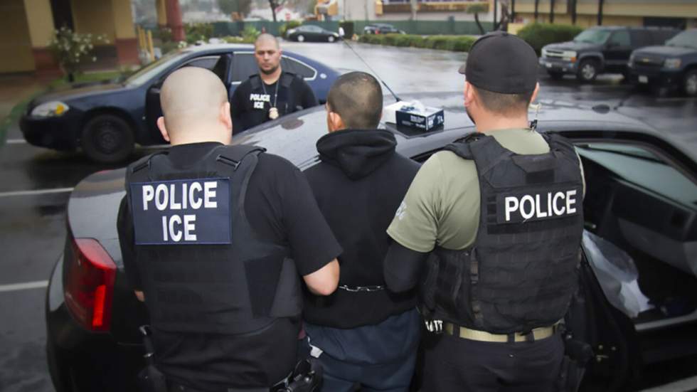 Donald Trump déclare la guerre à l'immigration clandestine mais épargne les "Dreamers" Donald Trump déclare la guerre à l'immigration clandestine mais épargne les "Dreamers"