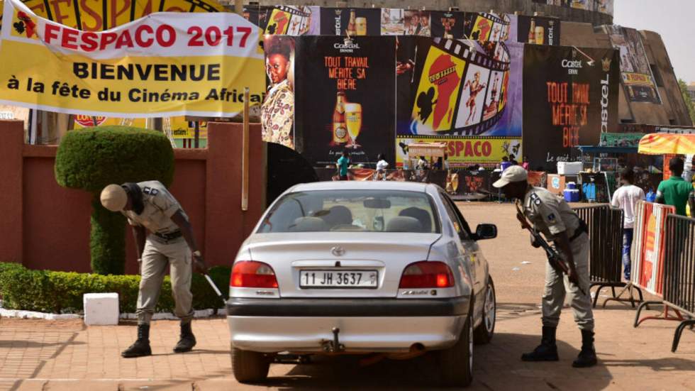 Burkina Faso : deux commissariats attaqués par des jihadistes