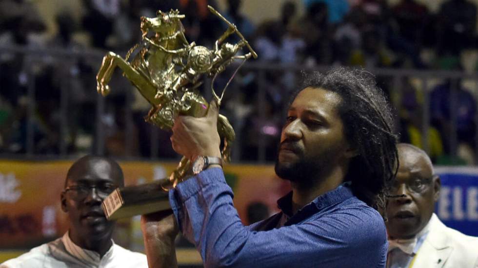 Fespaco 2017 : Alain Gomis remporte son second Étalon d'or à Ouagadougou pour "Félicité"