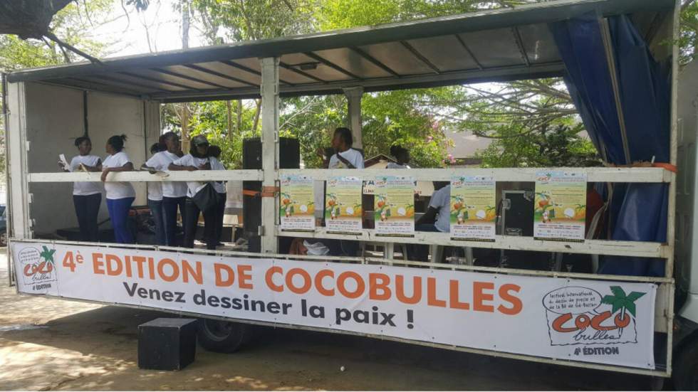 Vidéo : le festival de bande dessinée Coco Bulles débute à Grand-Bassam en Côte d'Ivoire Vidéo : le festival de bande dessinée Coco Bulles débute à Grand-Bassam en Côte d'Ivoire