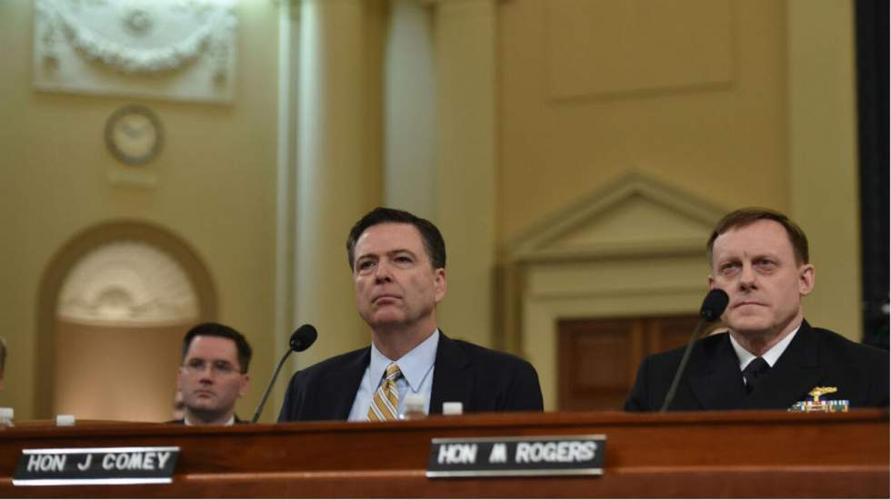 Le FBI confirme enquêter sur des liens entre Moscou et des proches de Trump Le FBI confirme enquêter sur des liens entre Moscou et des proches de Trump