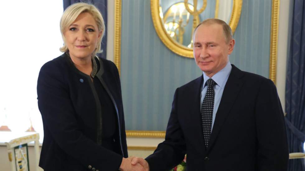 Marine Le Pen reçue par Vladimir Poutine au Kremlin