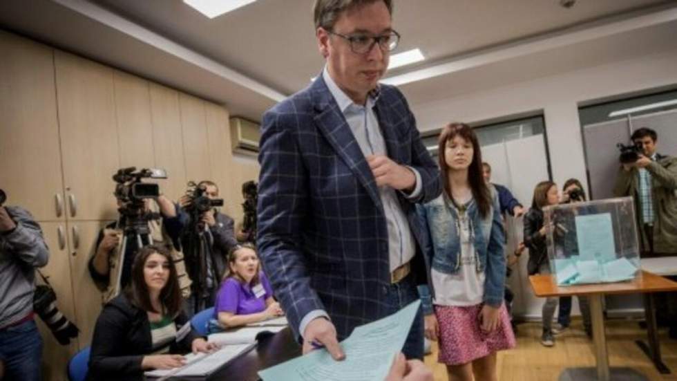 Le Premier ministre serbe Aleksandar Vucic élu président dès le premier tour Le Premier ministre serbe Aleksandar Vucic élu président dès le premier tour