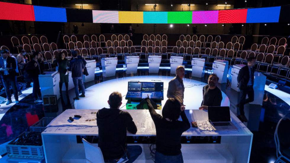 Présidentielle : les onze candidats se retrouvent pour un débat télévisé inédit
