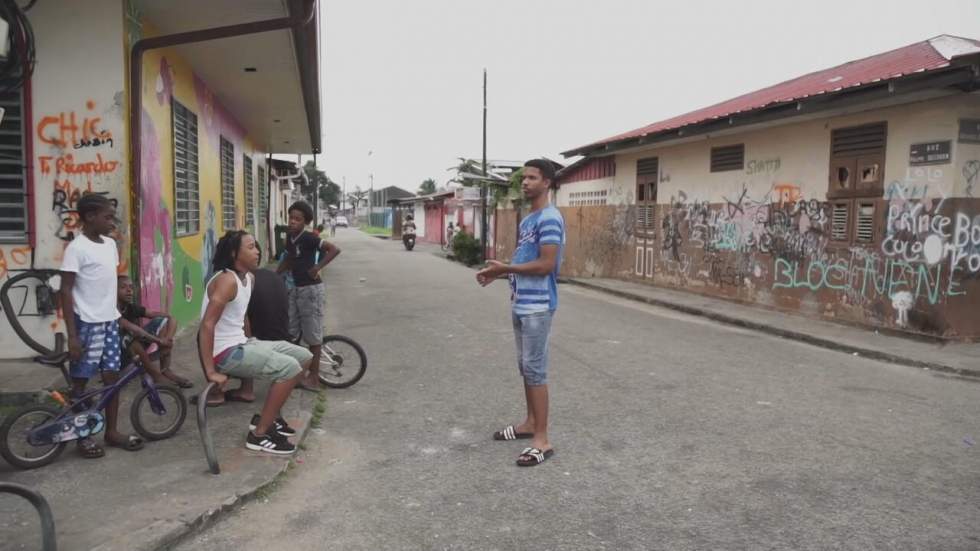 Guyane : reportage au chevet d'un département malade