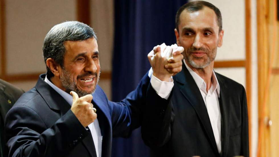 Présidentielle iranienne : la surprenante candidature de Mahmoud Ahmadinejad Présidentielle iranienne : la surprenante candidature de Mahmoud Ahmadinejad