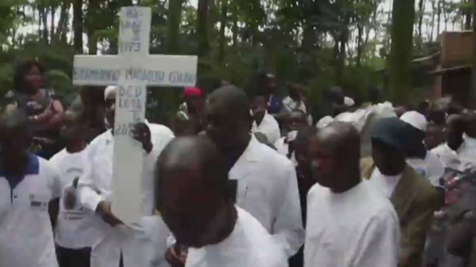 Vidéo : en RD Congo, un hommage au gynécologue assassiné Gildo Byamungu