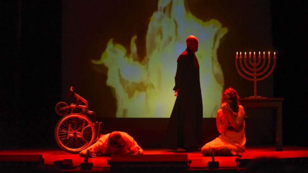 Théâtre : après "Djihad", Ismaël Saïdi envoie son personnage au purgatoire Théâtre : après "Djihad", Ismaël Saïdi envoie son personnage au purgatoire