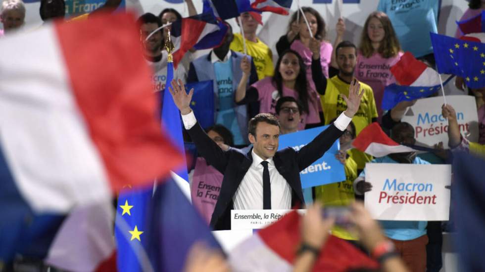 En meeting à la Villette, Emmanuel Macron tacle le FN, "parti de l'anti-France"