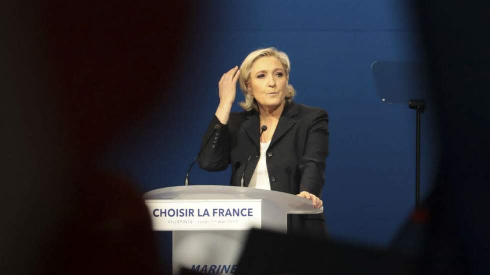 Ces soutiens étrangers embarrassants pour Marine Le Pen Ces soutiens étrangers embarrassants pour Marine Le Pen
