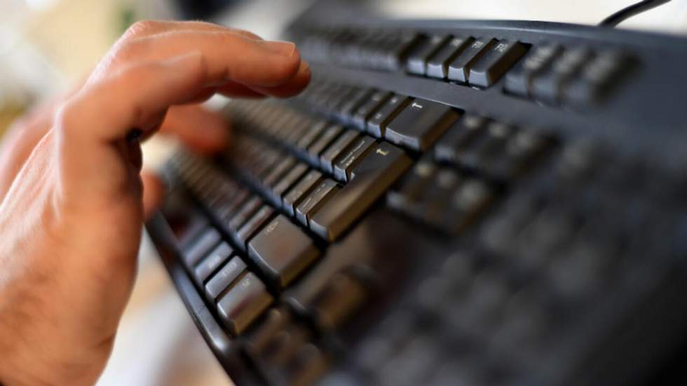 Piratage d'En Marche ! : la Commission électorale met en garde contre la diffusion de données Piratage d'En Marche ! : la Commission électorale met en garde contre la diffusion de données