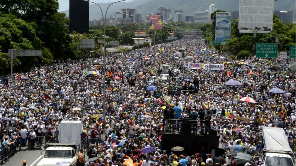 Venezuela : Des milliers de manifestants au 50e jour des marches anti-Maduro