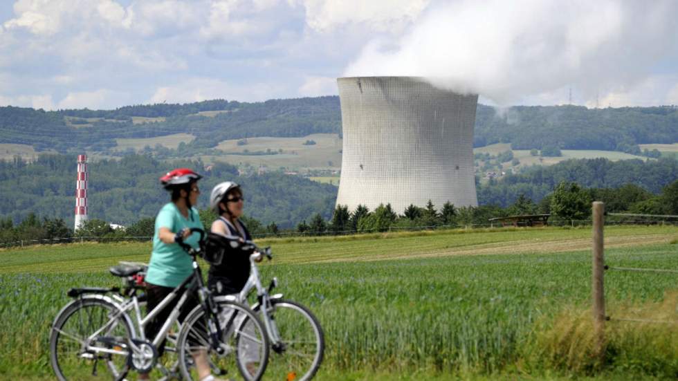 Les Suisses approuvent par référendum la sortie du nucléaire