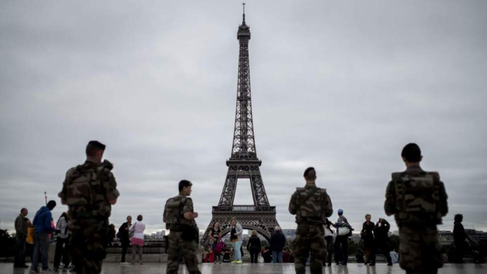Menace terroriste : Macron veut prolonger l'état d'urgence en France Menace terroriste : Macron veut prolonger l'état d'urgence en France