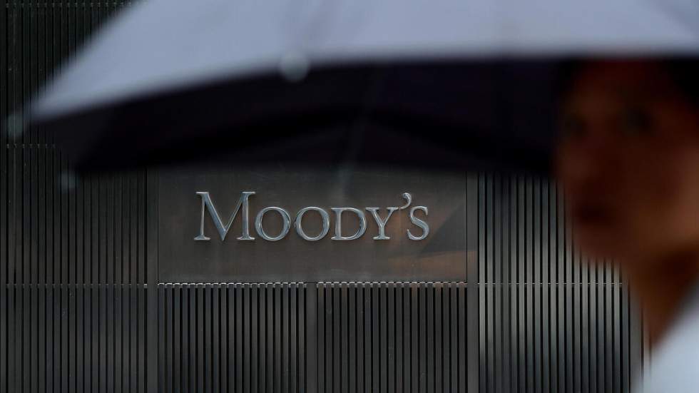 Moody's abaisse pour la première fois depuis 1989 la note de la Chine