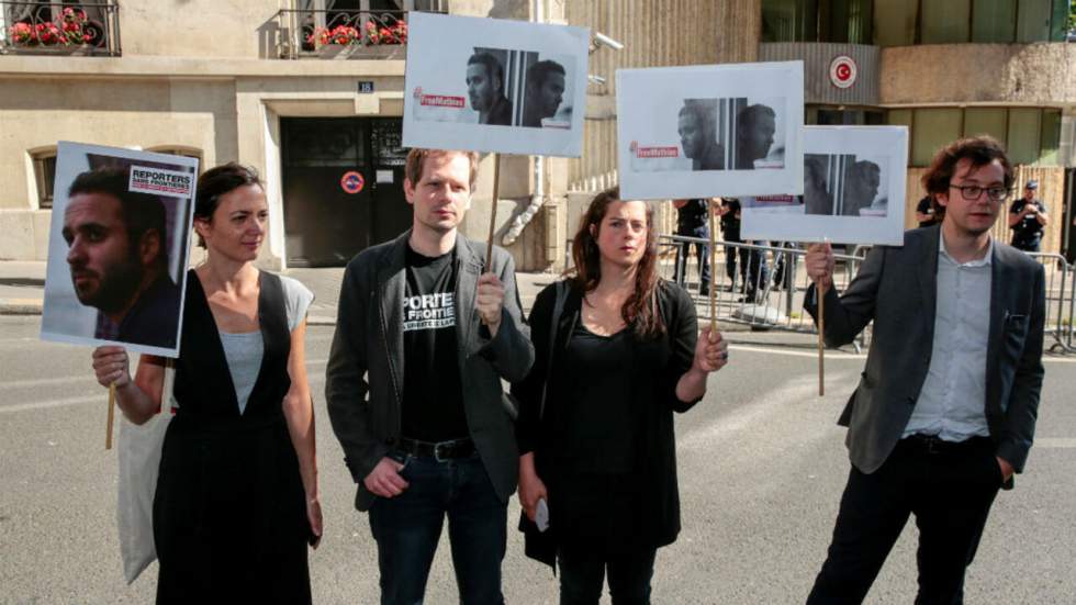 Détenu en Turquie, le journaliste français Mathias Depardon met fin à sa grève de la faim