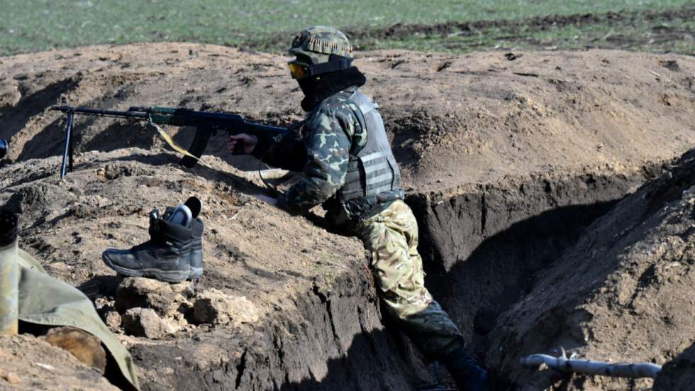 Vidéo : malgré les accords de Minsk, la guerre fait toujours rage dans l'est de l'Ukraine