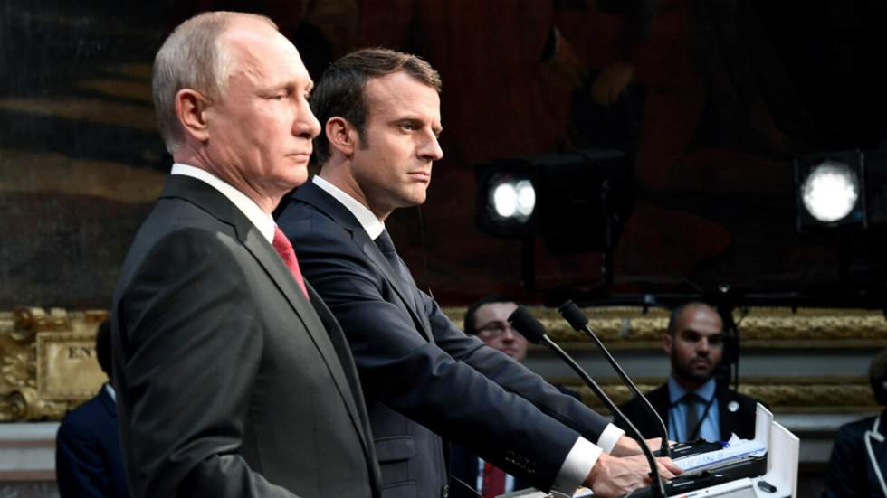 Vidéo : quand le président Macron flingue RT et Sputnik, deux médias financés par le Kremlin