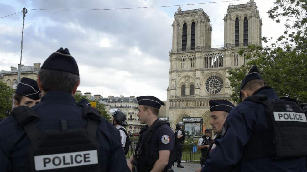 Attaque à Notre-Dame de Paris : le profil atypique de l'assaillant