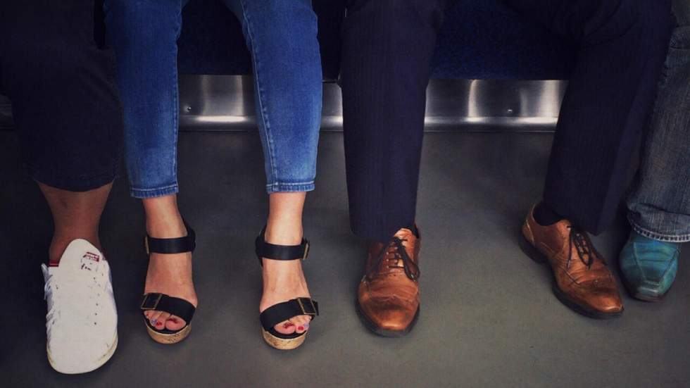 À Madrid, le manspreading est désormais interdit dans les bus