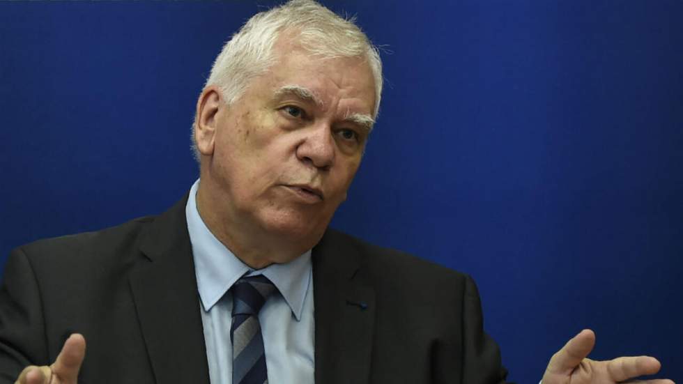 Affaire Grégory : suivez en direct la conférence de presse du procureur de Dijon Affaire Grégory : suivez en direct la conférence de presse du procureur de Dijon